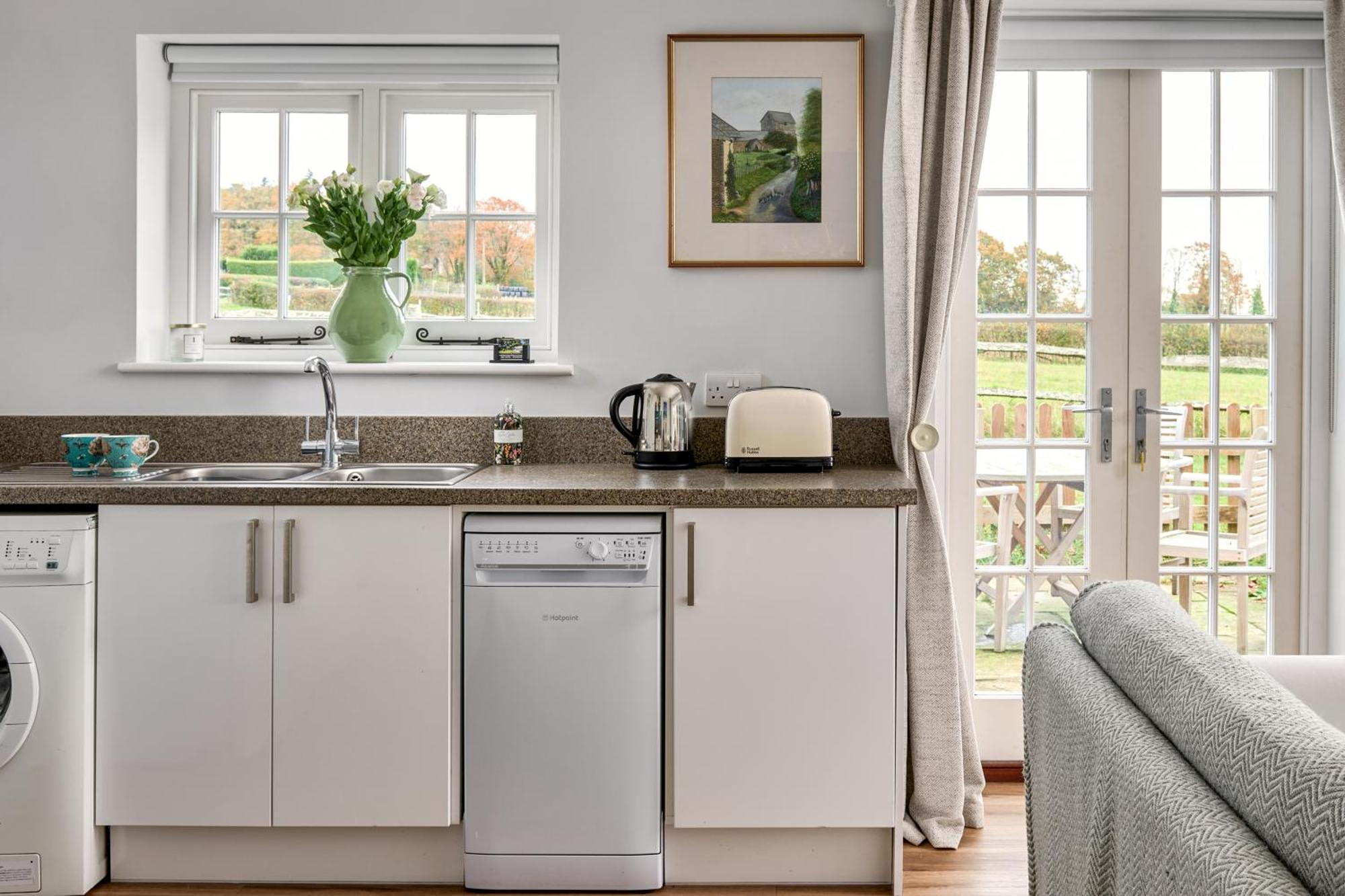 Апартаменти Garden Flat Near Goodwood With Stunning Views Пітерсфілд Екстер'єр фото